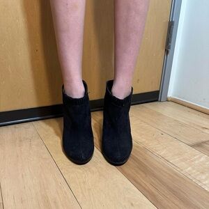 Sam & Libby Black Ankle Booties